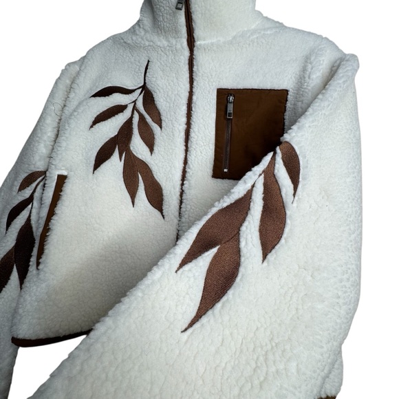 Taylor Swift Life Is A Willow Zip Up Sherpa Jacket Size XS - Picture 3 of 9